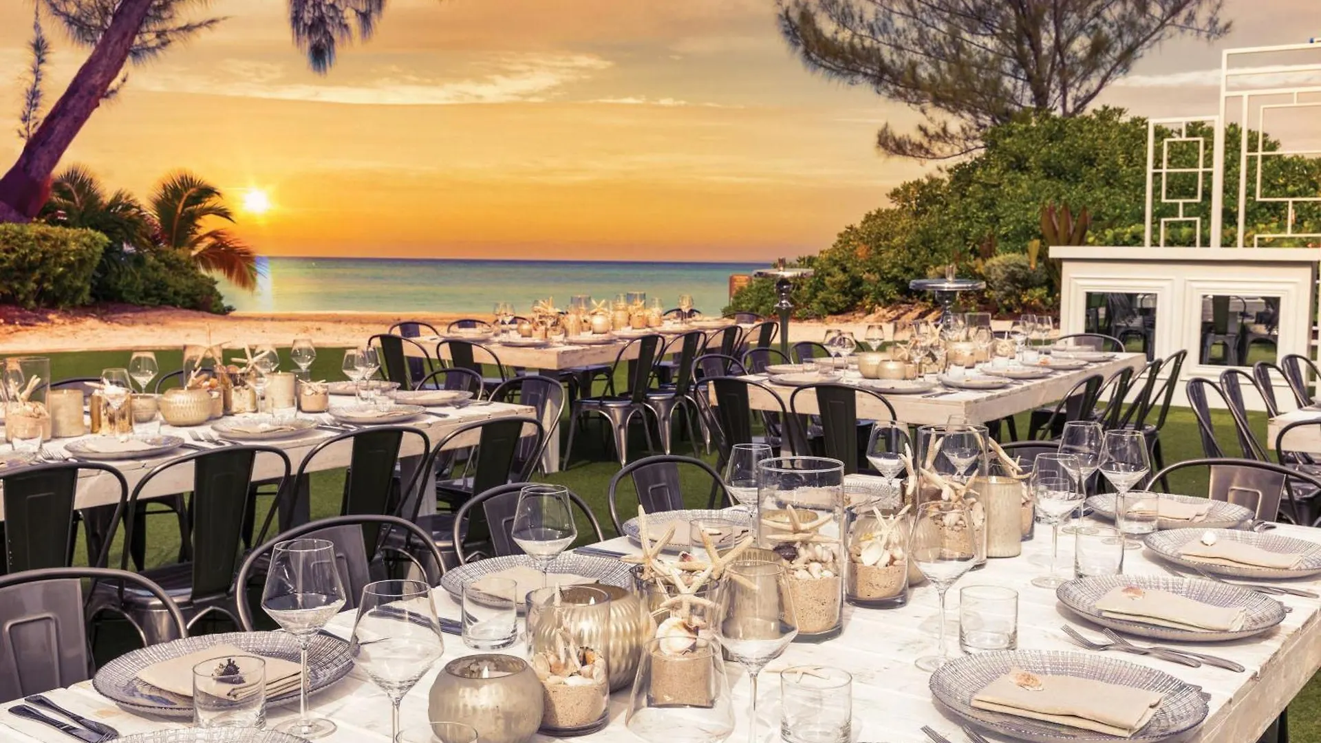 The Westin Grand Cayman Seven Mile Beach Resort & Spa West Bay 4*,  Каймановы острова